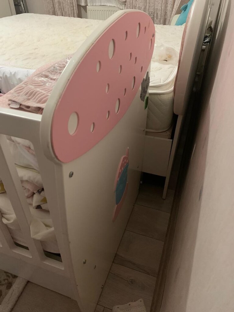 Sallanan Bebek çocuk beşiği ve karyolası - 2