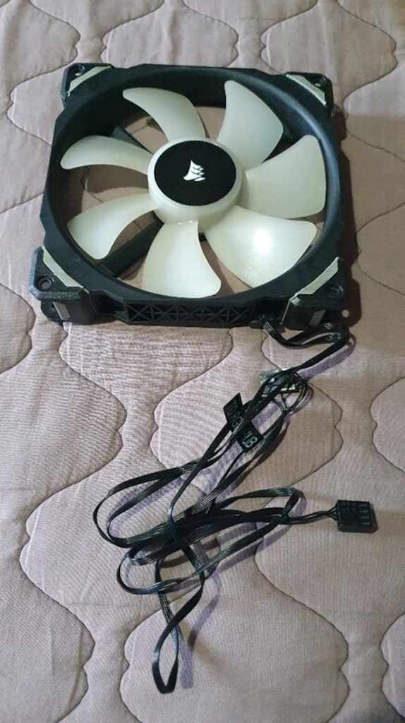 CORSAİR ML140 2000 RPM FAN - 2