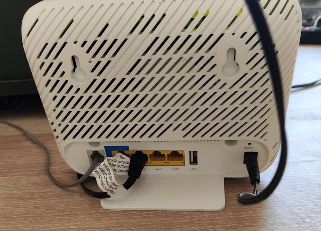 Huawei DN8045X6-20 Wi-Fi 6 Premium VDSL2 Modem - 4