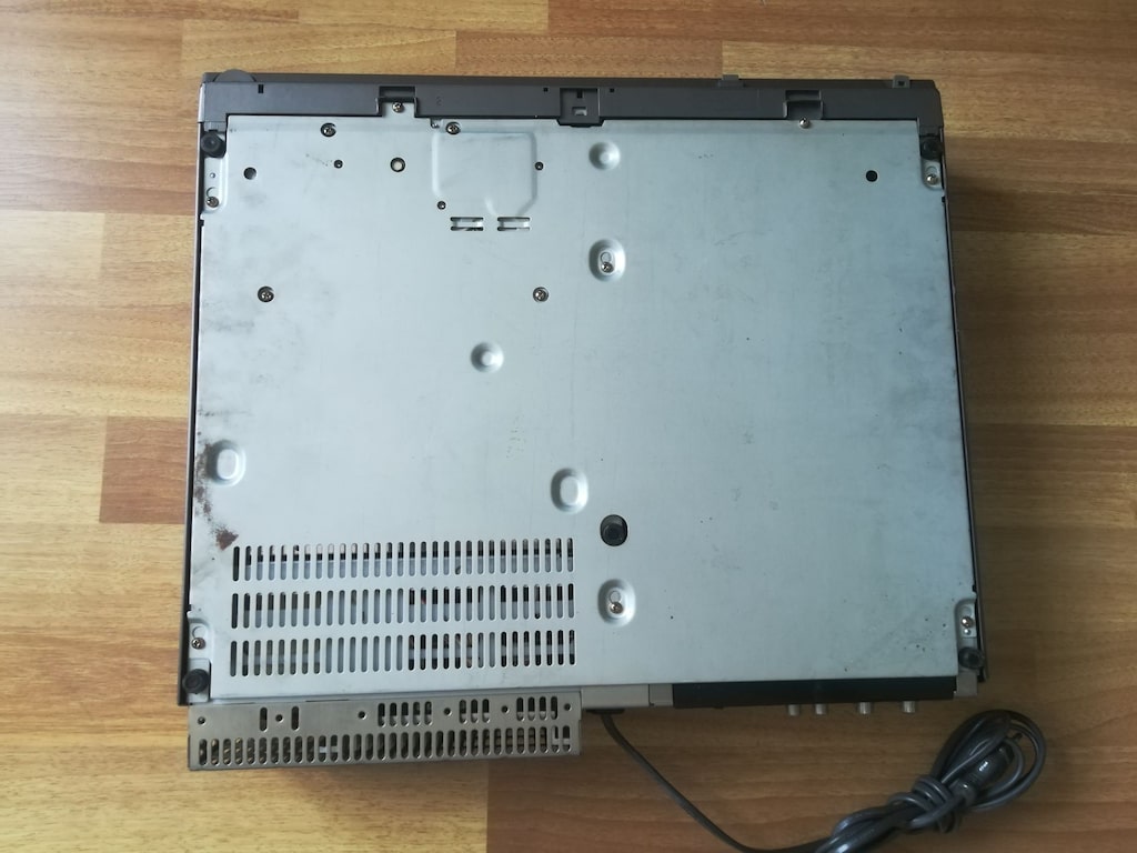 SONY SL-F30PL Slim Betamax.Kumandası Mevcut.ÜCRETSİZ KARGO.Dikimevi - 9