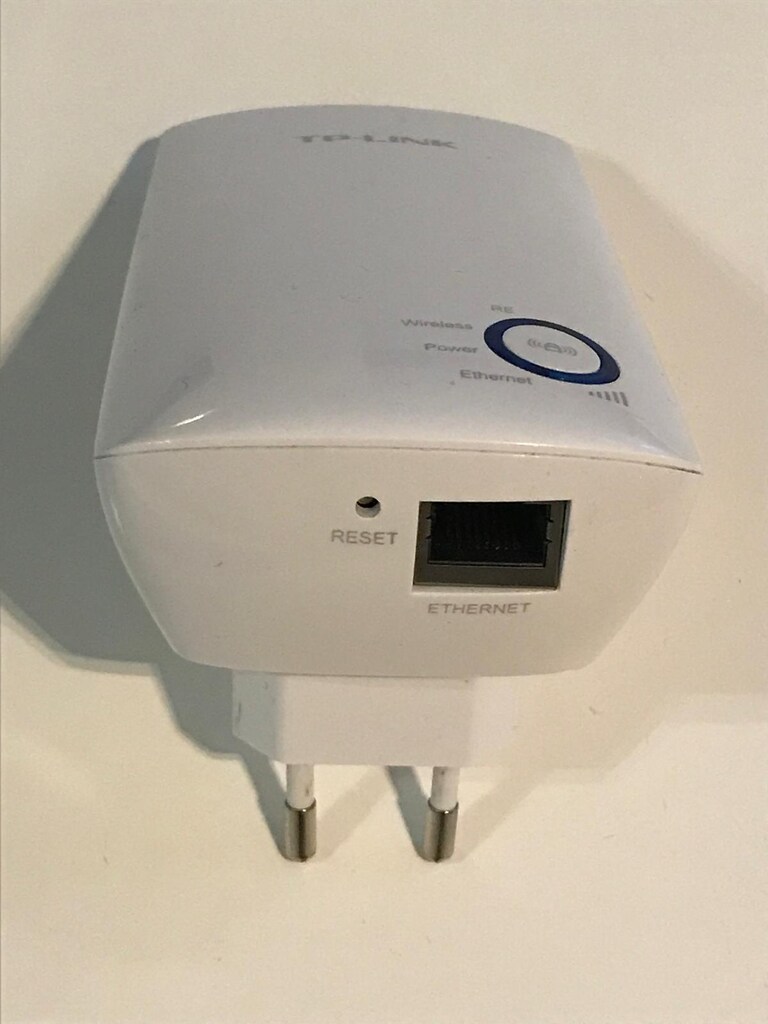 TP LINK TL-WA850RE 300Mbps Universal WiFi Range Extender - 6