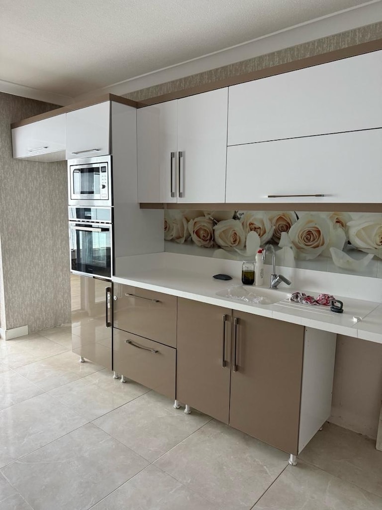 Modern Akrilik Mutfak Dolabı + Ankastre Set - 2