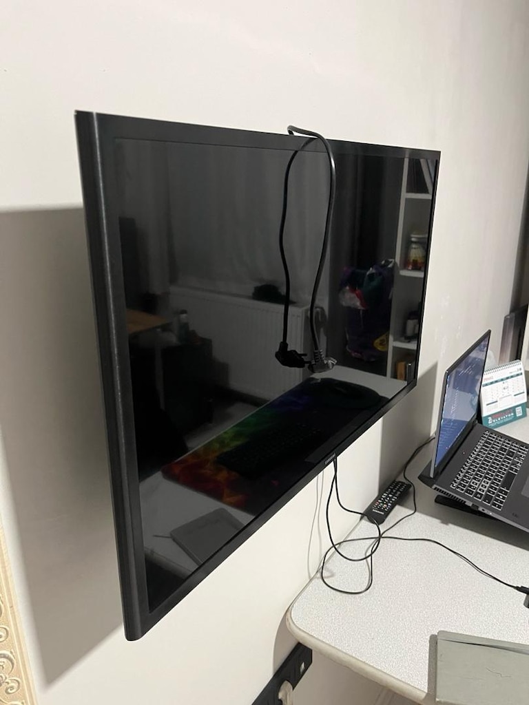Samsung Smart TV - 3