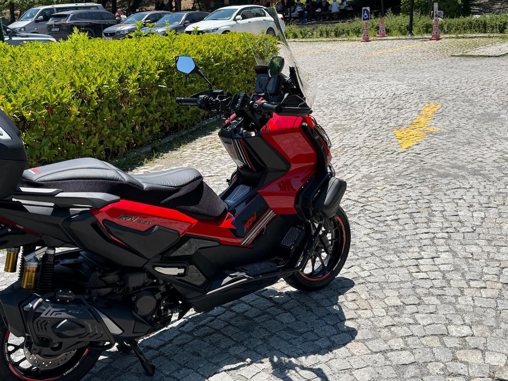 2025 KAZASIZ BOYASIZ TRAMERSİZ FULL AKSESUAR TFT EKRAN 3850 KM - 4