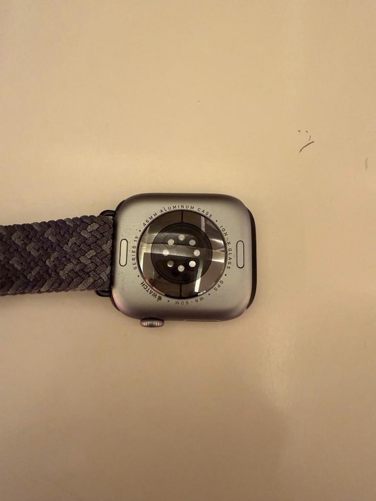 Apple Watch 11 - 2