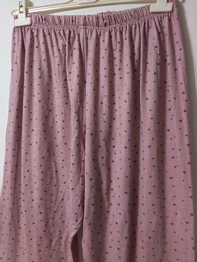 pamuklu pijama. 46 bedene kadar uyar - 2