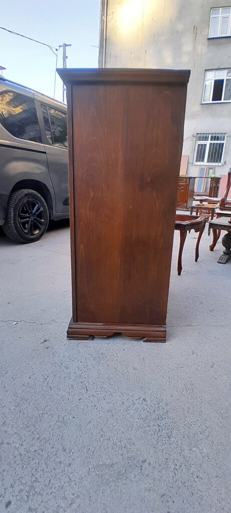 Ahşap Dolap - 8