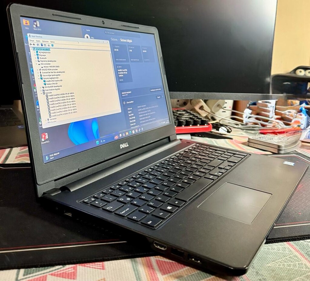 dell 15.6 inç laptop İ5 8 nesil amd ekran kartlı 8 gb ram 256 m2 ssd - 3