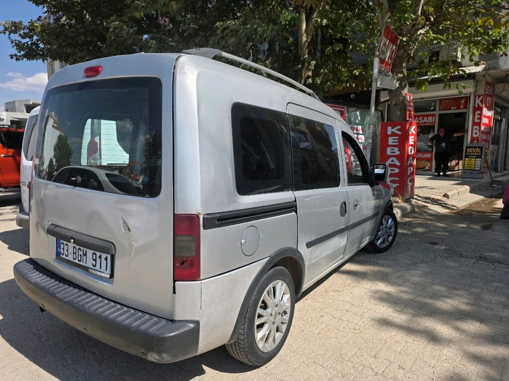 opel combo - 2