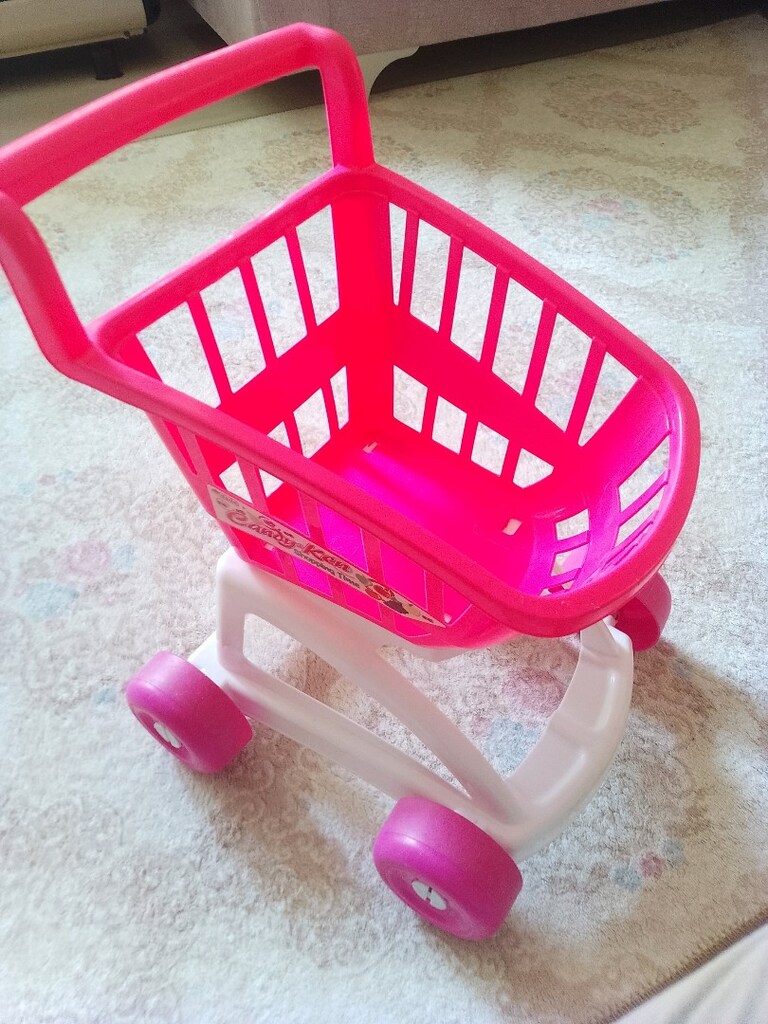 temiz kırıksız oyuncak alışveriş sepeti bebek arabasi HEPSİ 1000TL - 2