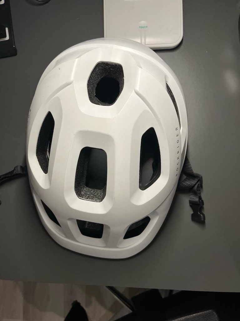 Rockrider kask sağlam ufak çizikli - 5