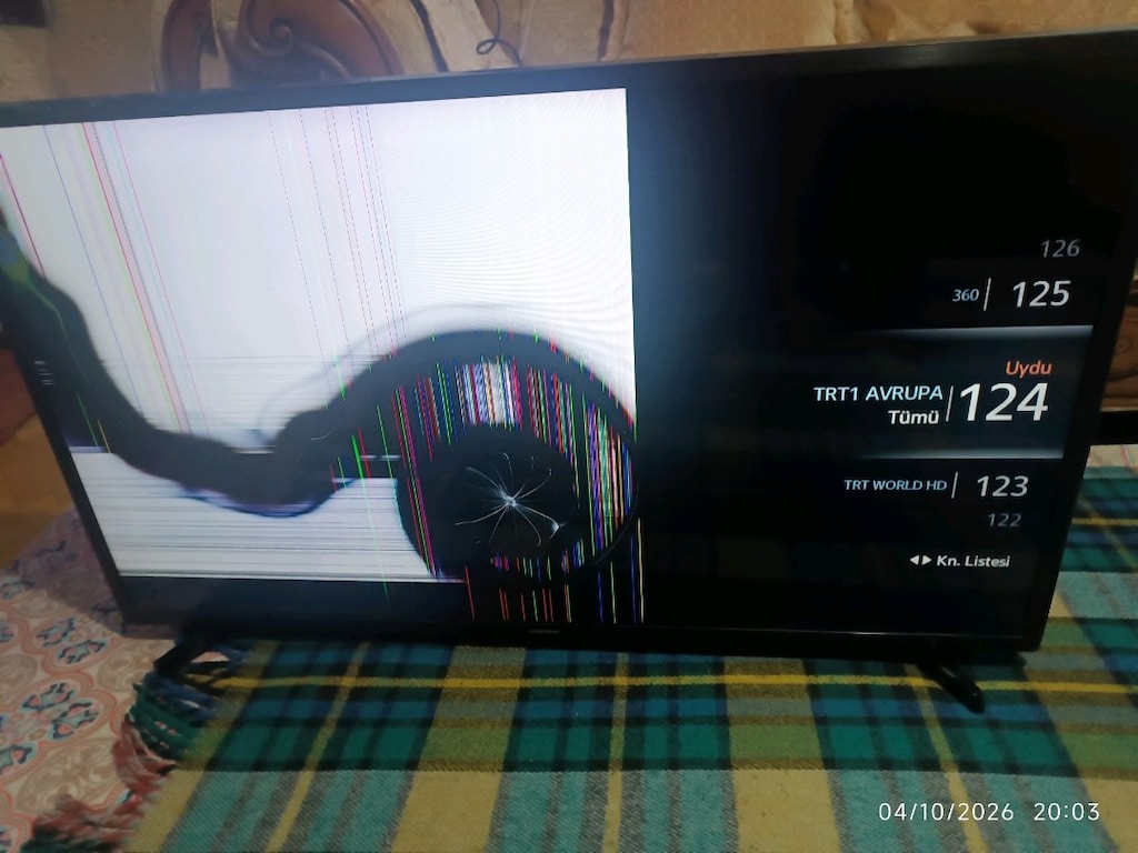 Samsung UE40 K 5200SS tv - 4