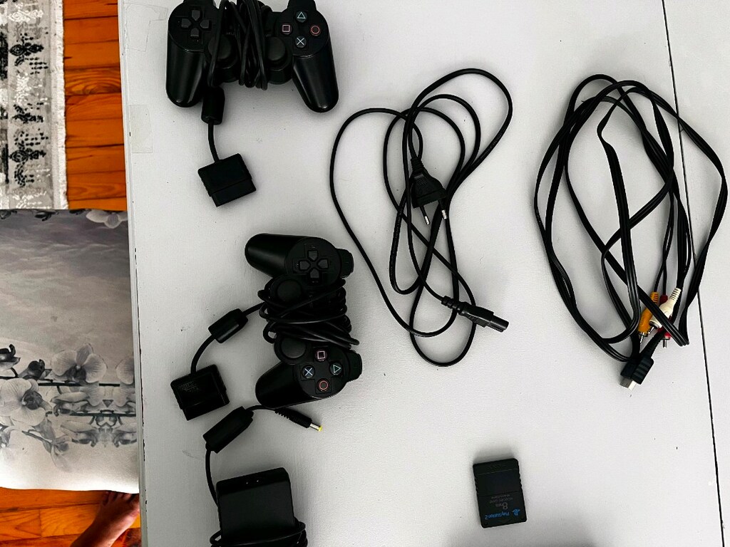 Playstation 2 - 4