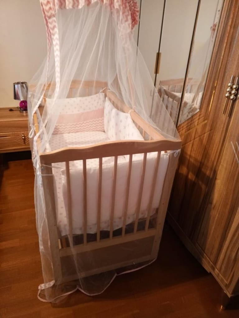 Ahşap sallanır bebek beşiği - 3