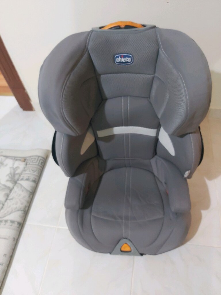 Chicco Oto Koltuğu İsofixli .15 - 36 Kg. Temiz. Çok Az Kullanılmış - 3