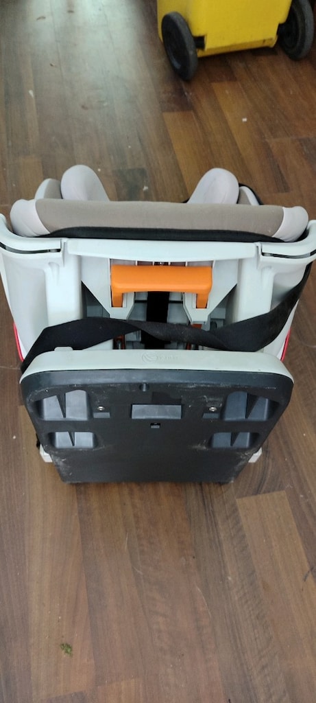 Chicco Youniverse Fix 9-36 kg Oto Koltuğu - 4