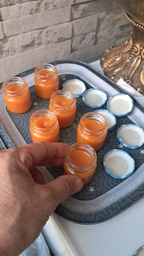 El Yapımı %100 Doğal Sarı Kantaron Kremi (Küçük Kavanoz) - 3