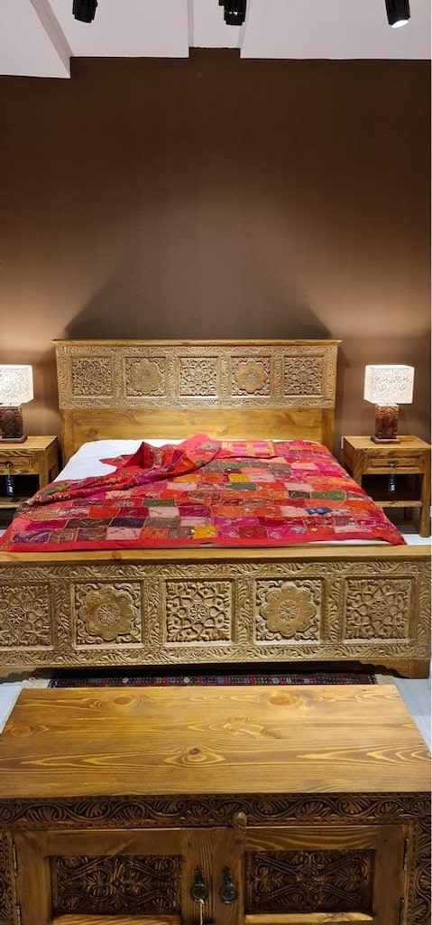Turkiano. ŞAH SULTAN KARYOLA 200X180 NATUREL RENK M257 - 4