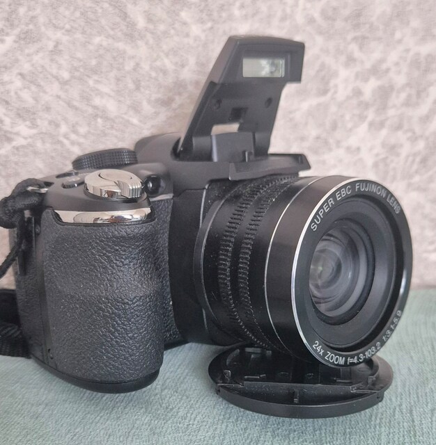FUJIFILM FOTOĞRAF MAKİNASI