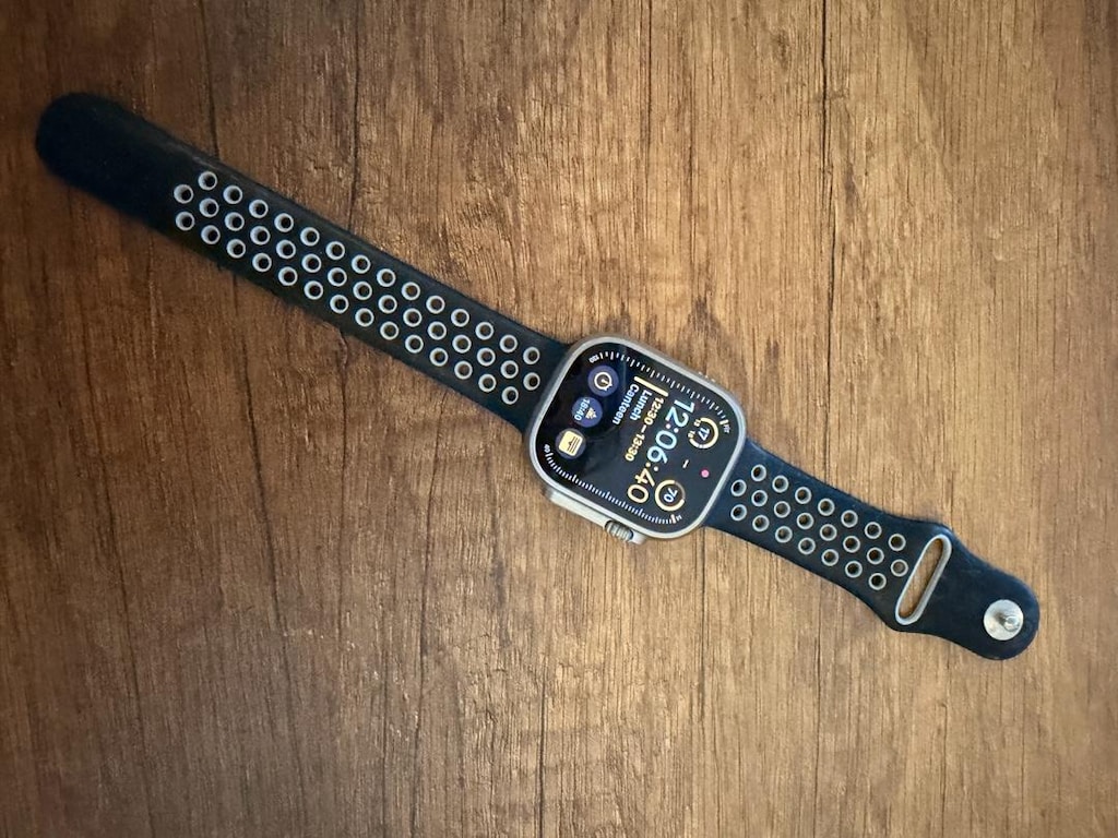 Apple Watch Ultra 2 – %97 Pil – Kutulu + Ekstra Kordonlar - 4