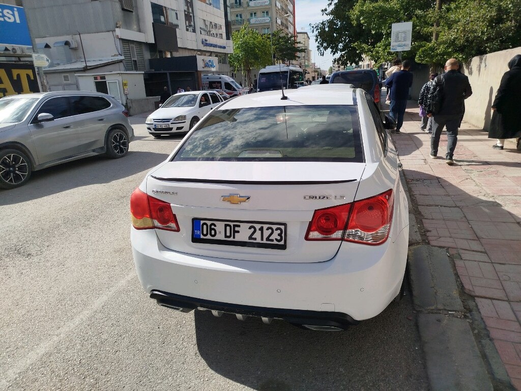 Chevrolet Cruze 2011 model sorunsuz yazılımlı araç - 2