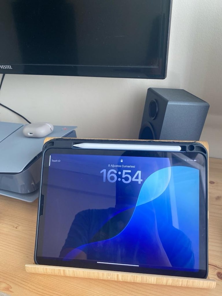 Apple iPad Air 5 64GB M1 Wi-Fi + Pencil 2 Sıfırdan Farksız - 9