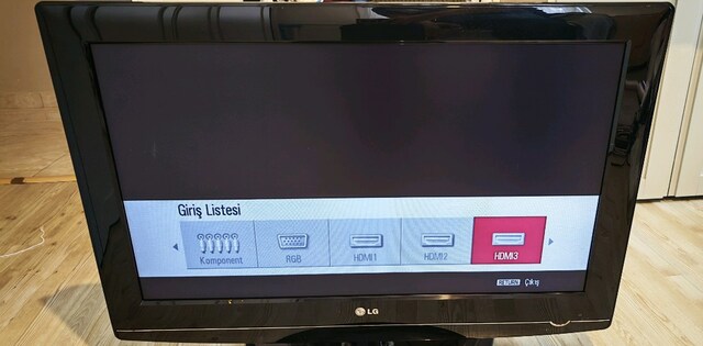 LG Televizyon 32LG5000, 32 inç (81-82 cm)