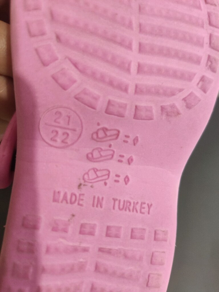 Nike spor ayakkabı ve sandalet - 3