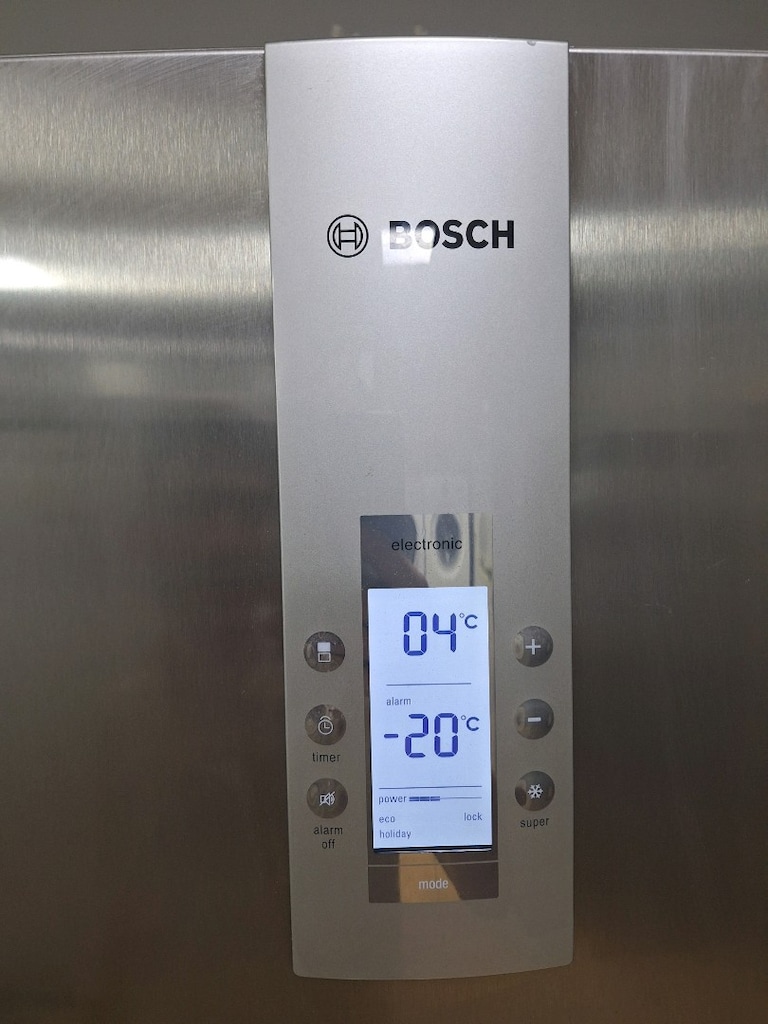 inox alttan dondurucu Bosch dijitalli yeni model çok temiz - 3