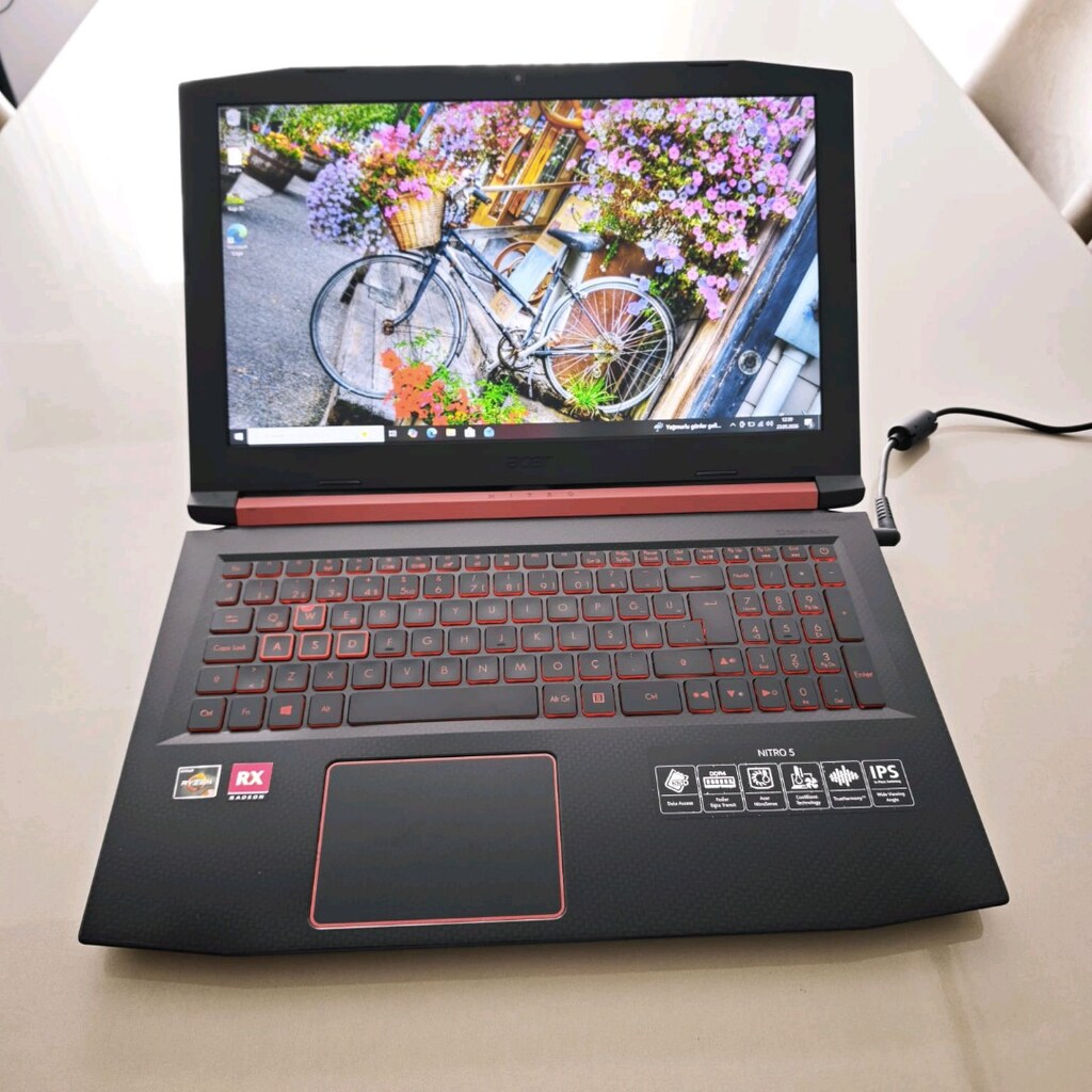 Acer Nitro 5 Laptop Rayzen 5 2500u SSD 512GB RAM 8GB ddr4 - 3