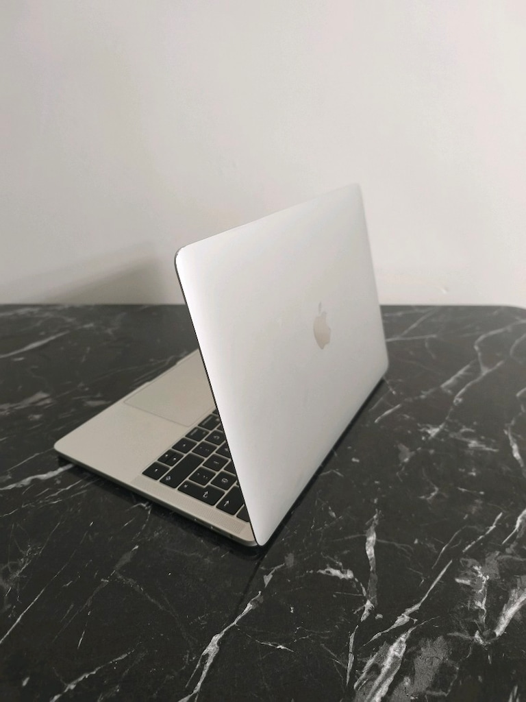 Tertemiz Macbook Pro 2016 Touchbar 256 GB - 2