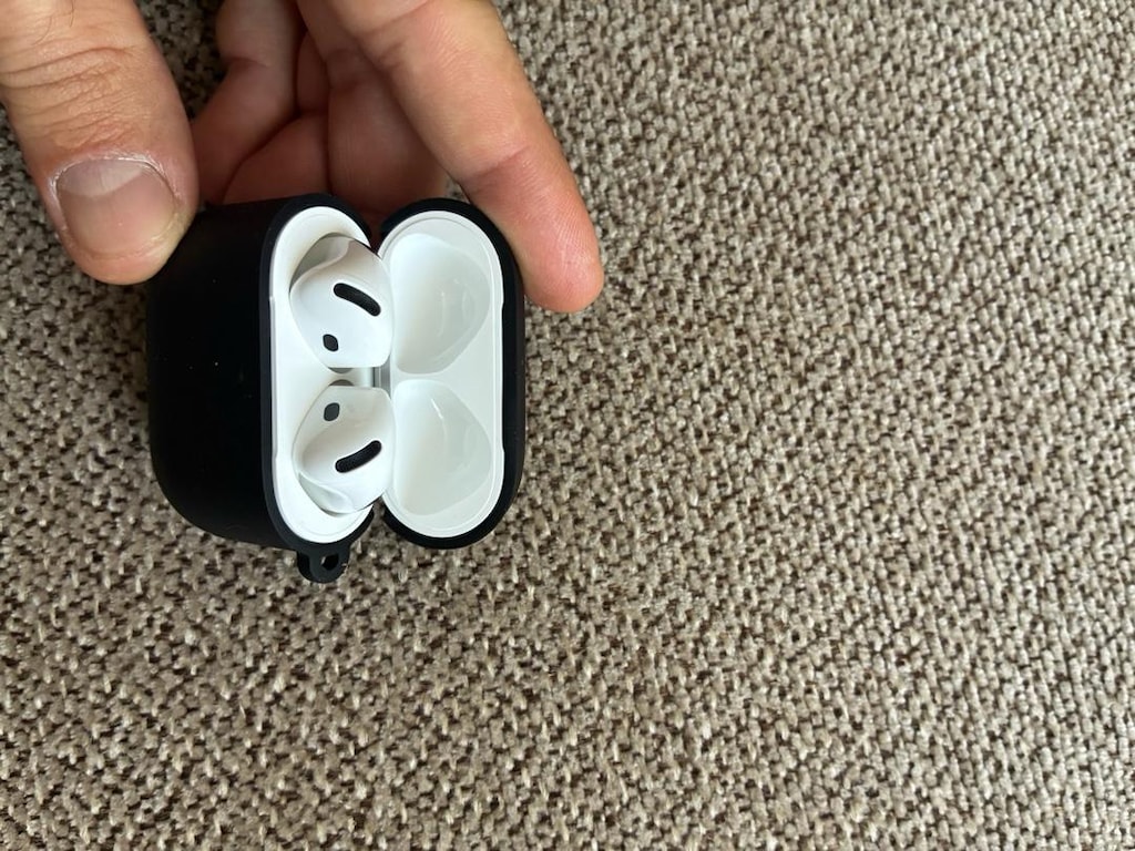 airpods 4 - 2
