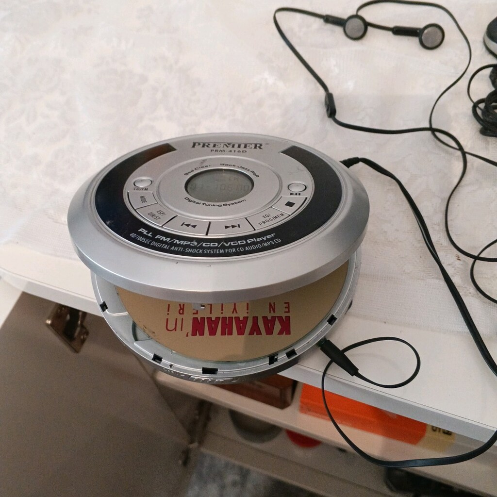 CD RADYO ÇALAR PREMİER - 6