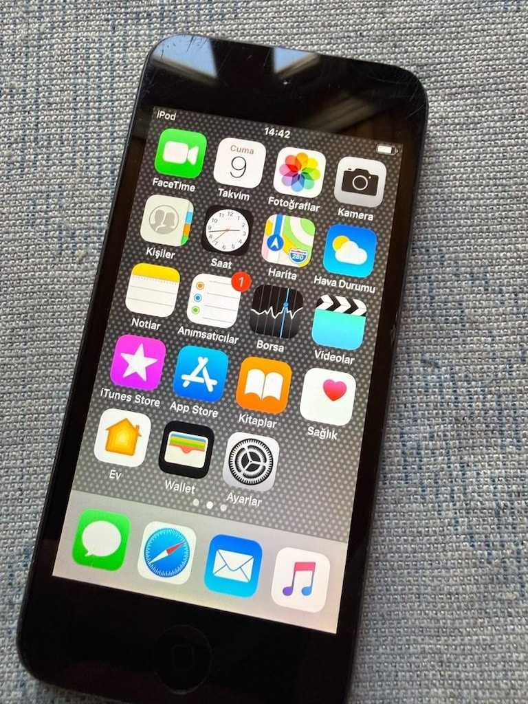 iPod touch (6. Nesil) iPod touch Kapasite 64 GB Çıkış Yılı: 2015 - 3