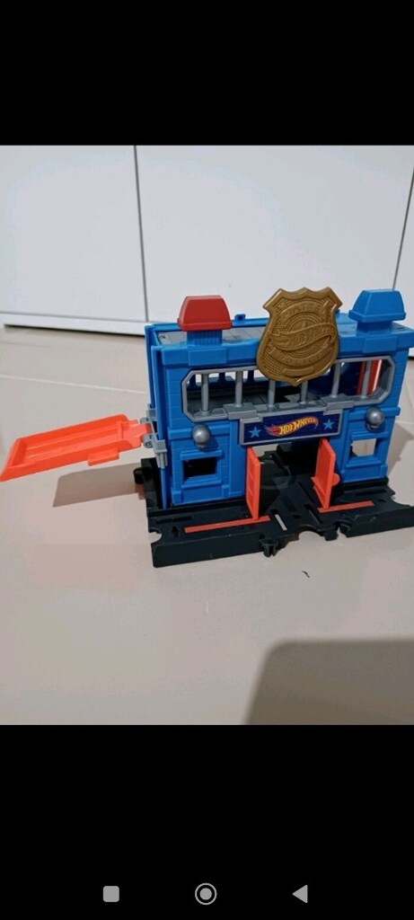 hotwheels polis merkezi - 2