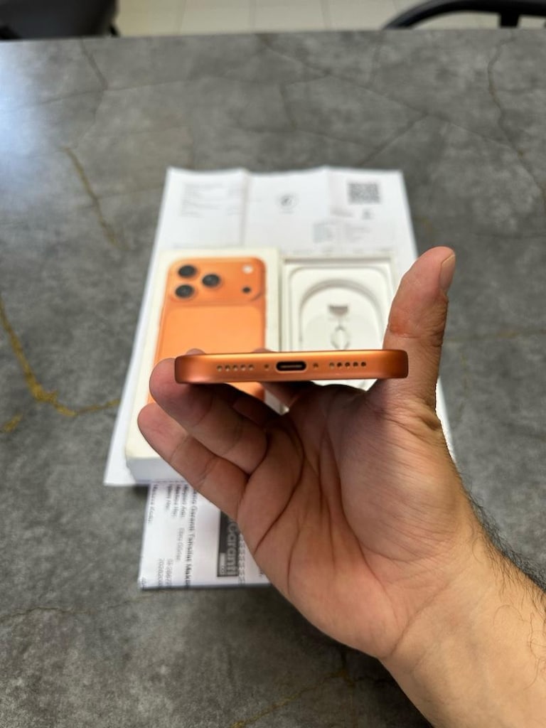 iPhone 17 pro yurtiçi kutulu faturalı 21 ay garantili 2 yıl kaskolu - 9