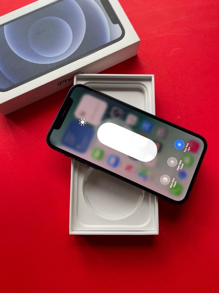 Iphone 12 - 3