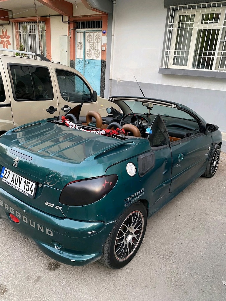 nakit ihtiyacım olduğundan üstü açık pegout aracım satılıktır - 2