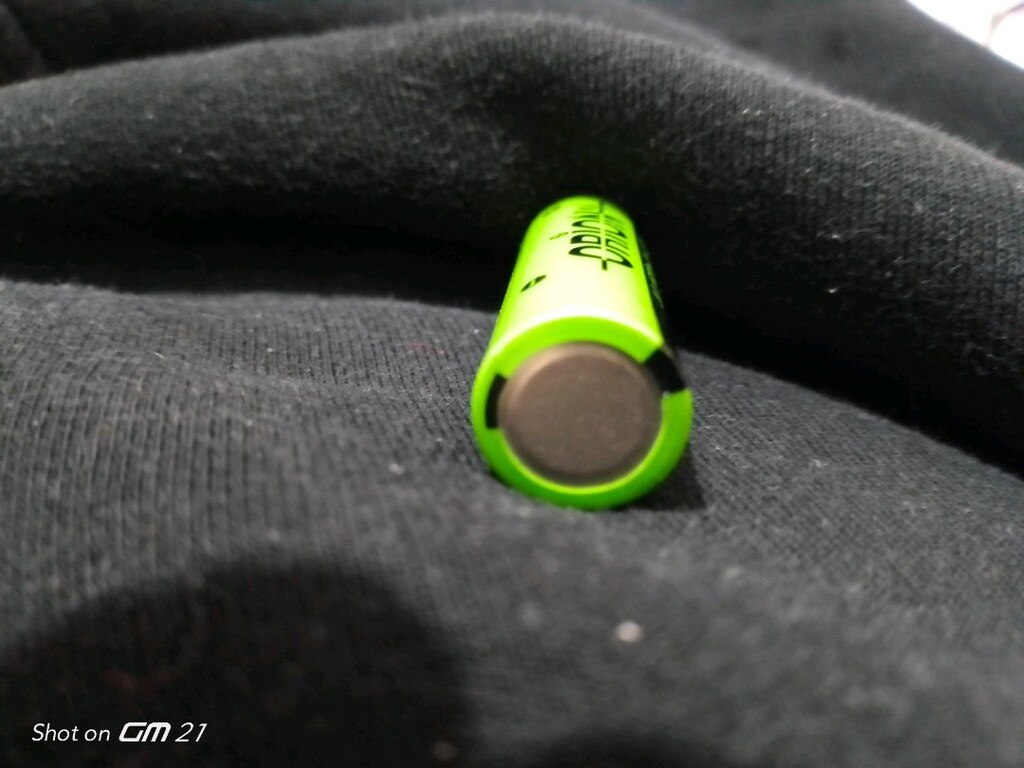 3.7 volt şarj edilebilen pil küçük boy - 2