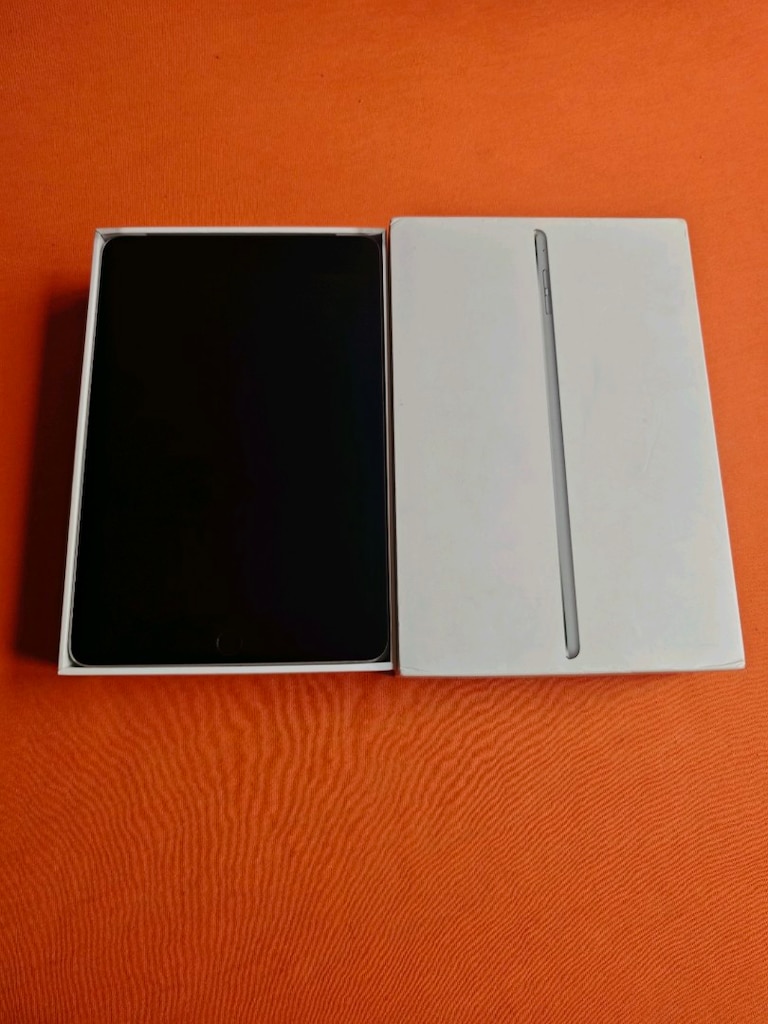 Kutulu iPad Mini 4 - 128 GB - SIM Kartlı (Cellular) - Tertemiz - 2