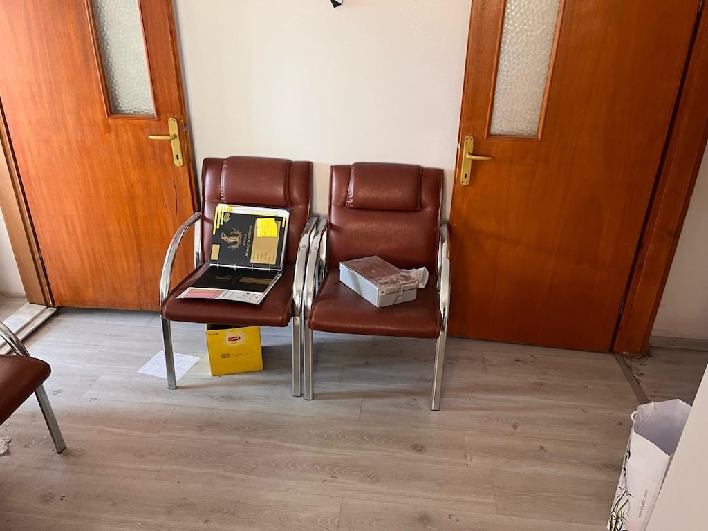 KOMPLE BÜRO MOBİLYASI VE EŞYALARI SATILIK - 14
