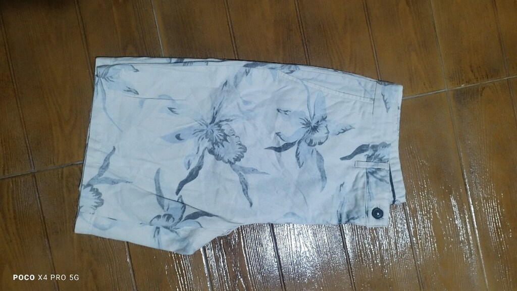 #Zara bermuda pantolon..Belden az daraltılmıştır..Bu tip çokça var. - 8