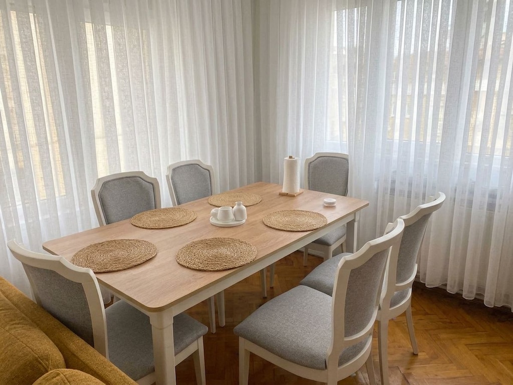 Doğtaş Toscana Yemek Odası Takımı (Masa + 6 Sandalye + Konsol) - 2