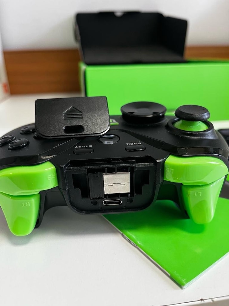 Monster Pusat Clutch Kablosuz Gamepad - Sıfır Ayarında / Full Kutu - 3