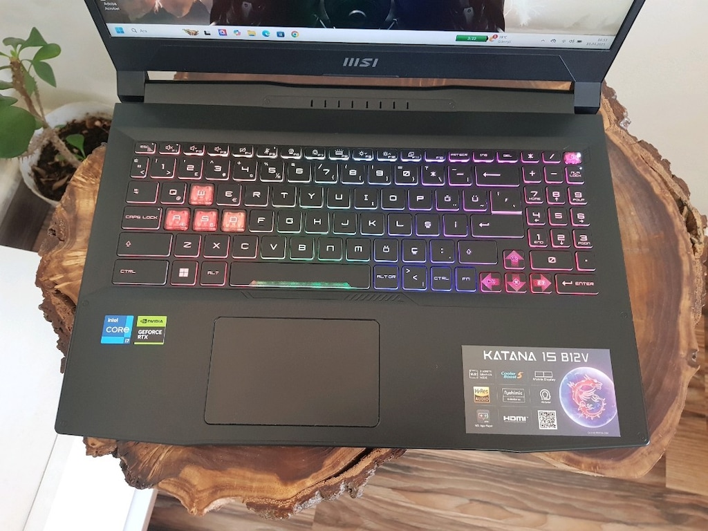 Msi i7-12650H 12.Nesil işlemci RTX 4070(8GB) E.K 16 GB DDR5 RAM 1 TB - 9