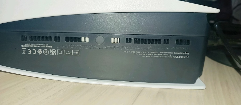 Ps5 825 gb cd'li ürün + 1 kol - 4