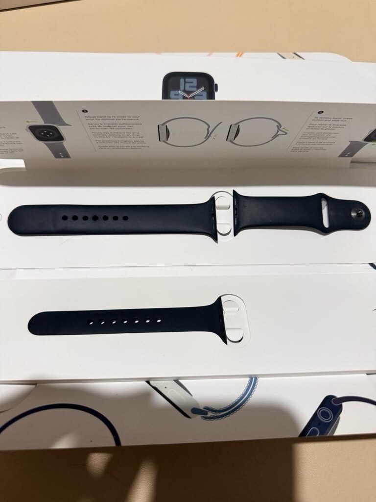 Apple Watch SE 2. Nesil 44 mm gece yarısı siyahı - 10