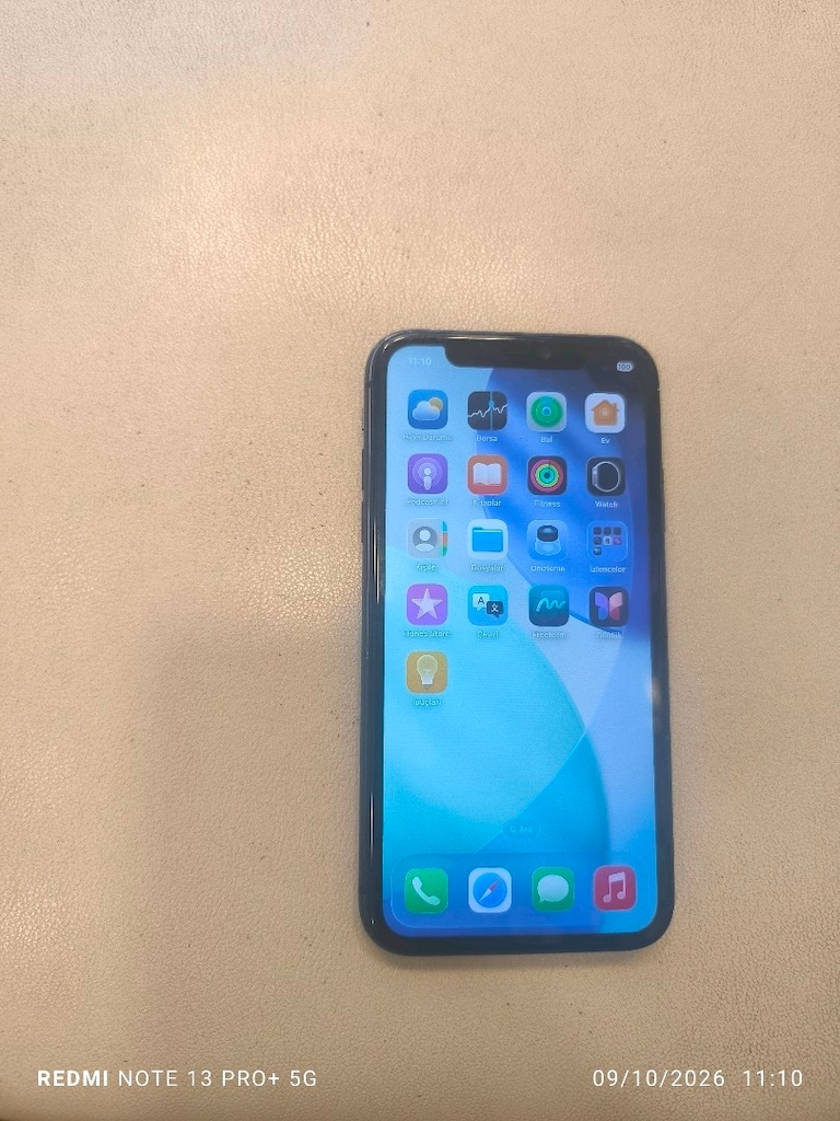 iPhone 11 - 3