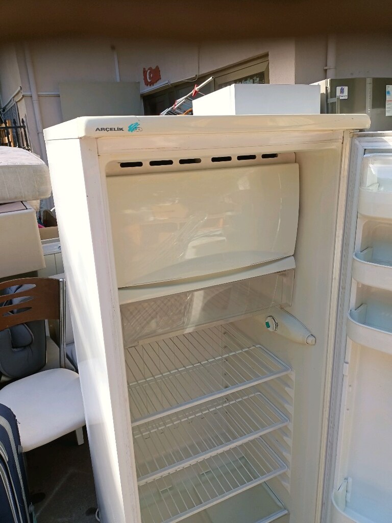Arçelik 160 cm boyunda küçük ebatlı Sorunsuz Buzdolabı - 2