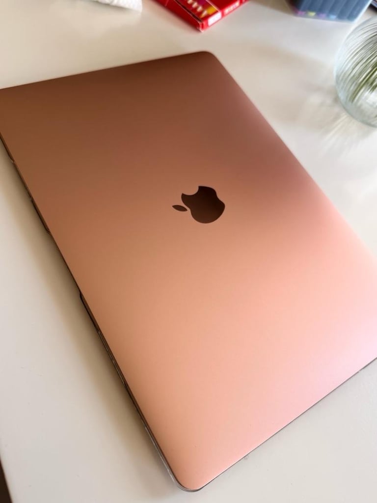 MacBook Air m1 - 4
